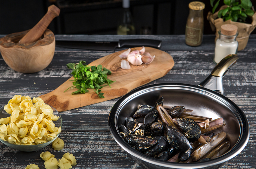 Tortellini with seafood